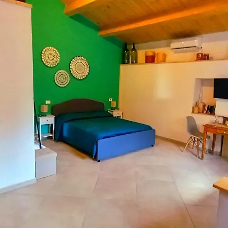 Sant'elia 4*
